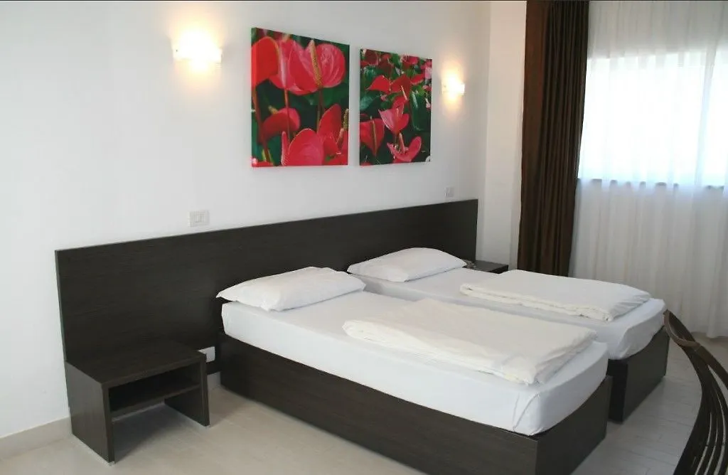 Ca' Del Moro Hotel Lido di Venezia 3*,