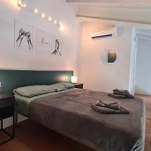  Apartamento Porta Nuova - Ai Mille - 5 Italia