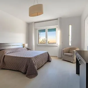 2* Hotel Sorriso