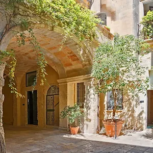 Palazzo Persone Dimora Storica Bed & Breakfast